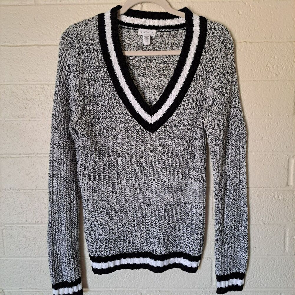 Varsity V-Neck Knitted Sweater - Picture 4 of 7